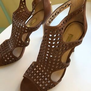 Louise et Cie brown heels